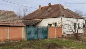 ПРОДАЈЕ СЕ КУЋА ЗА 12.000 ЕВРА: Налази се у близини познате бање, а има и воћњак (ФОТО)