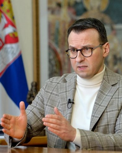 РАЗУМНИ ЉУДИ У ОВОЈ ЗЕМЉИ СВАКАКО СУ СВЕСНИ Петковић: Шта се може очекивати од некога чија је кључна политичка порука бацање јаја?