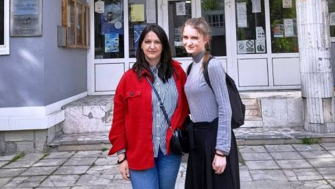 BRAVO ZA PARAĆINKU KATARINU: Učenica Tehnološke škole osvojila prvo mesto na Republičkoj smotri istraživačkih radova