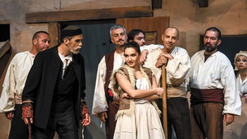 MILAN PRODAN U ULOZI MIĆE: Poznati tenor prvi put u operi Ero s onog svijeta na sceni SNP