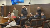 ODREĐEN PRITVOR ČETVORICI SRBA UHAPŠENIH U ĐAKOVICI: Iza rešetaka do 30 dana, advokati najavili žalbu