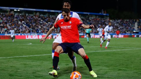 FENJERAŠ PRUŽA OTPOR SAMO U GOSTIMA: Obe ekipe su očajne u napadu