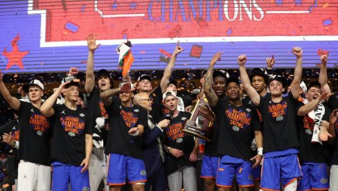 DRUGOVI NA TRIBINI, JA NA TERENU, SLAVIMO TITULU EVROLIGE SA PARTIZANOM Prvi Srbin sa NCAA titulom ima crno-beli san