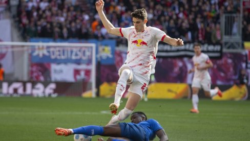 ЛАЈПЦИГ ДРЖИ КОРАК ЗА БАЈЕРНОМ: Победа у Синхајму била би му пета у низу!