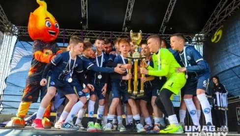 ЊИХОВО ВРЕМЕ ТЕК ДОЛАЗИ: Српски фудбалери из Умага донели бронзу, Јувентус их избацио