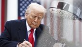ВОЛИМ ДА СЕ ТУШИРАМ И НЕГУЈЕМ СВОЈУ ЛЕПУ КОСУ Трамп потписао уредбу о тушевима - занимљива објава на сајту Беле куће