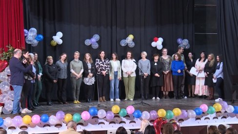 OBELEŽEN 25. ROĐENDAN DRUŠTVA UČITELJA JAGODINA: Održana svečana priredba