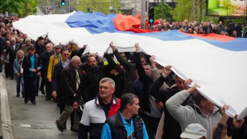 СВЕ ОЧИ УПРТЕ У БЕОГРАД, ЧЕКА СЕ 27. ЈУН: Видовдански викенд који ће све променити