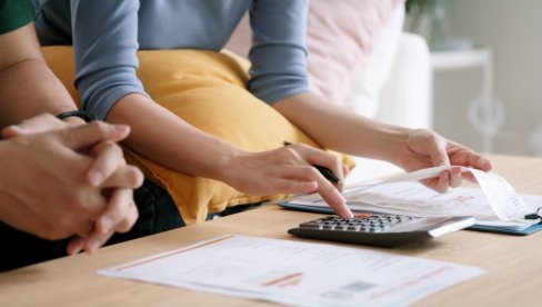 КАКО ПРИПРЕМИТИ КУЋНИ БУЏЕТ ЗА ГРЕЈНУ СЕЗОНУ? Откривамо најисплативије опције за ову зиму