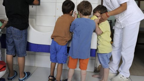 UNICEF RAZOTKRIO TAMNU STRANU NEMAČKE: 1,3 miliona dece živi u teškoj bedi