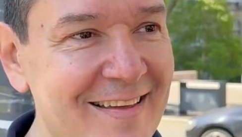 STUDENTI KOJI ŽELE DA UČE RASTURILI ŠAROVIĆA (VIDEO)