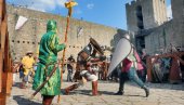 „VITEZOVI I LEGENDE“ U SMEDEREVSKOJ TVRĐAVI: Tradicionalni festival na obali Dunava traje do 3. maja (FOTO)