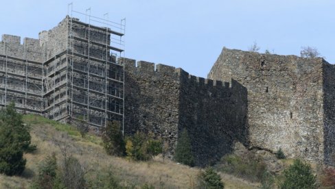 ТВРЂАВА ОДОЛЕВА ВРЕМЕНУ: И ове године наставаљају се конзерваторски радови на Магличу