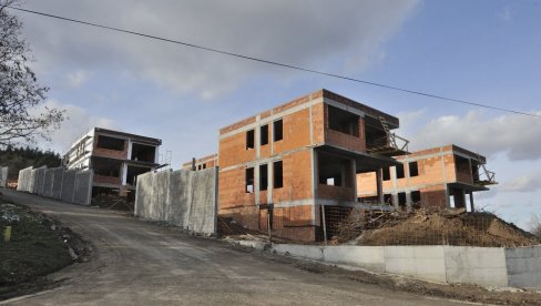 AKCIJA MUP ŠIROM SRBIJE: Padaju zbog izbegavanja poreza, ali i divlje gradnje