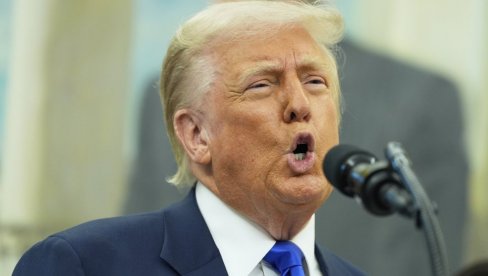 ОГЛАСИО СЕ ТРАМП О НОВОМ ПАПИ: Он је први амерички папа - какво узбуђење