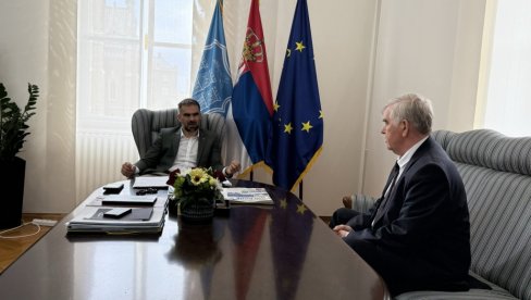 УНАПРЕЂЕЊЕ КВАЛИТЕТА ЖИВОТА ГРАЂАНА: Градоначелник Новог Сада и министар  за људска и мањинска права о важности сарадње Владе и локалних сам