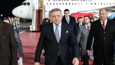 POGODIO JE PRAVO U CENTAR Zaharova - Fico pogodio suštinu Evrope uporedivši je sa žabom na dnu bunara