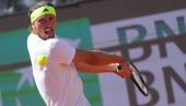 ДВОРАНА МУ ОДГОВАРА: Зверев је квалитетнији играч од Канађанина
