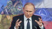 U EVROPI ZAVLADAO STRAH: Putin gomila vojsku na granici sa NATO državom? Evo šta pokazuju satelitski snimci (FOTO)