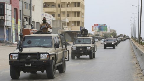 НЕПРИЗНАТЕ ВЛАСТИ ЛИБИЈЕ УЦЕЊУЈУ: Високи званичници ЕУ, као и три земље, чланице Уније, враћени са аеродрома у Бенгазују