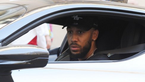 BRUKA EPSKIH RAZMERA: Gabon suspendovao reprezentaciju, kažnjen Obamejang, reagovao i predsednik države