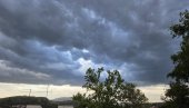 TAMNI OBLACI PREKRILI NEBO: Ovi delovi Srbije biće na udaru pljuskova