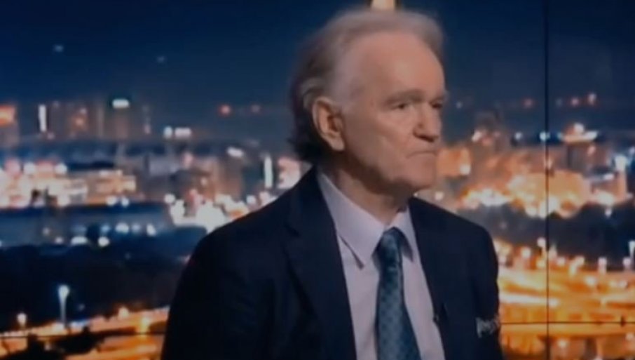 ТВИТЕРАШИ ПОСТАВИЛИ ПИТАЊЕ: С обзиром да је тужио новинарку Андријану Нешић, да ли ће Зденко Томановић сад да тужи пленумаше?