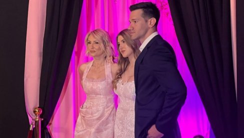 ПРОСЛАВА ПУНОЛЕТСТВА: Гоца Тржан својој наследници Лени слави 18. рођендан (ФОТО)