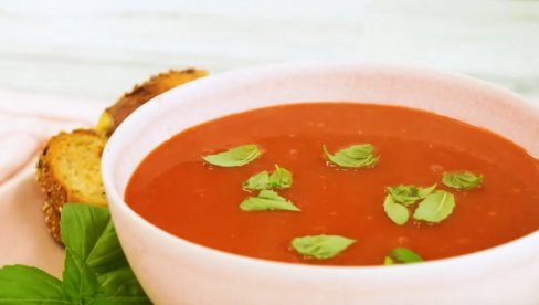 UKUSNA I OKREPLJUJUĆA - Savršena paradajz čorba (VIDEO)