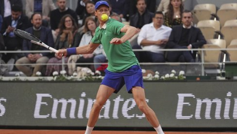 СИГУРАН НА СТАРТУ РОЛАН ГАРОСА: Јаник Синер растужио Филип Шатрије