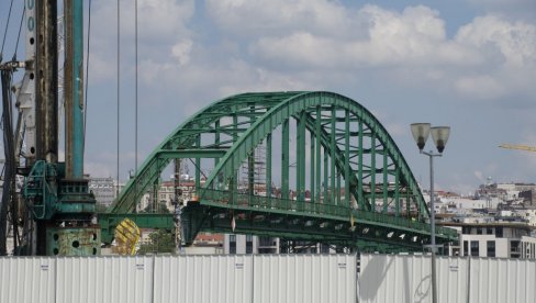 NA RADOST SVIH GRAĐANA BEOGRADA: Osvanuće 2026. novi velelepni most, a mržnja će da nastavi da razdire mrzitelje