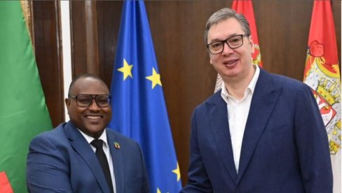 РАЗМОТРИЛИ СМО ГЕОПОЛИТИЧКА ДЕШАВАЊА И ПРОДУБЉИВАЊЕ САРАДЊЕ Вучић са министром спољних послова Замбије