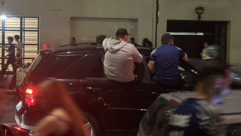 ЛУДНИЦА НА УЛИЦАМА ГРАДА СВЕТЛОСТИ: Париз слави прву титулу