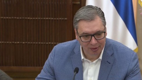 ZA UNIVERZITET IZDVAJAMO 54,8 MILIJARDI Vučić: Mi oko 4.000 evra plaćamo po studentu