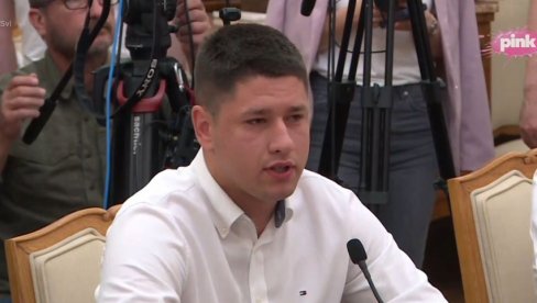 БЛОКАДЕРИ УНИШТИЛИ ГОДИНУ КОЈА ЈЕ НЕНАДОКНАДИВА Павловић: Једноставно немамо куда и зато смо се одлучили на последњи корак - штрајк глађу