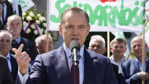 NAVROCKI U BERLINU: Pitanje reparacije konačno mora biti rešeno