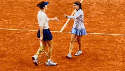 СРПКИЊА ЈАЧА ОД РУСКИЊЕ И АМЕРИКАНКЕ! Александра Крунић у четвртфиналу ВТА турнира у Пекингу