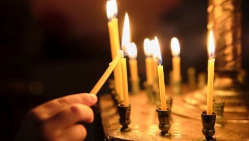 DANAS SU MIHOLJSKE ZADUŠNICE: Ako ne možete otići na grob pokojnika, obavezno ovako postupite