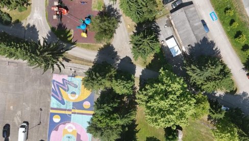 BANDA BLOKADERA U KOSJERIĆU: Za njih zakon ne važi - brutalno kršenje predizborne tišine (FOTO)