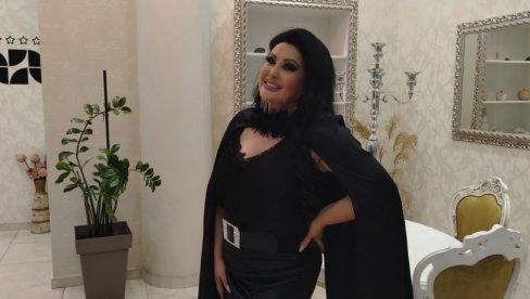 НАЈЛЕПШЕ ВЕСТИ У ДОМУ МУЗИЧКЕ ЗВЕЗДЕ: Драгана Мирковић постала бака, на свет стигла мала принцеза (ФОТО)