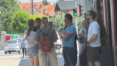 ТОЛИКО О НЕПРИСТРАСНОСТИ ЦРТА: Виђени са блокадерима у Зајечару (ФОТО)