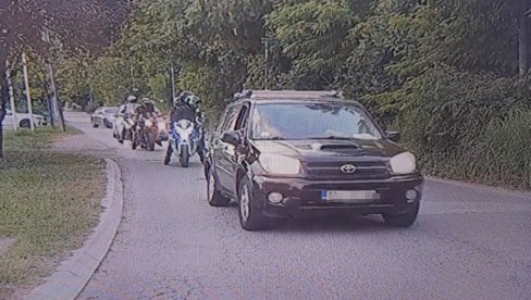 BANDITI BLOKADERI KREĆU ZA KOSJERIĆ: Planiraju nerede (FOTO)