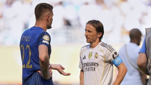 ПРЕДЛОЗИ ЗА ГОЛОВЕ: Тип издваја - ви бирате