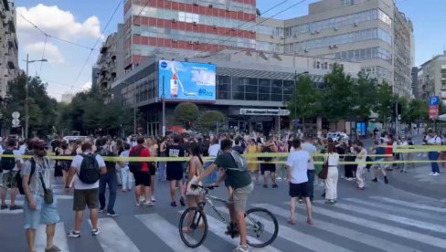 ПОТПУНИ РАТ МЕЂУ БЛОКАДЕРИМА! Блокадери ВИШЕР-а ударили на Проглас, Став и Свиће: Ви сте ратни профитери из транзиције!