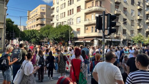 BLOKADERI NAPALI RUSKU IMOVINU: Blokirali rafineriju NIS-a u Pančevu