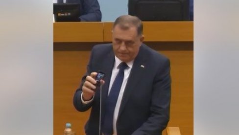 ДОДИК ДИРЕКТНО ДЕМАНТОВАО ЦРНАТКА: Ово је права истина о слетању авиона Српске на британски аеродром (ВИДЕО)