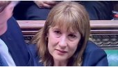 ДРАМА У БРИТАНСКОМ ПАРЛАМЕНТУ: Побунили се лабуристи, Ривс плаче, а Стармер ћути (ВИДЕО)