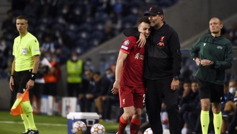 OVO JE TRENUTAK U KOJEM SE MUČIM... Srceparajuć oproštaj Klopa od Dioga Žote (FOTO)