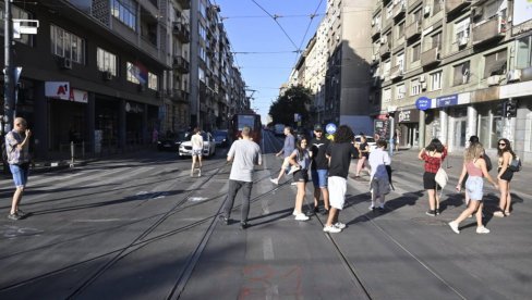 РЕЧИ БИВШЕГ ДИРЕКТОРА ЛАЗЕ КОЈЕ СЕ ДАНАС ОБИСТИЊУЈУ: Само пет одсто ових људи може да угрози живот 95 одсто осталих (ФОТО)