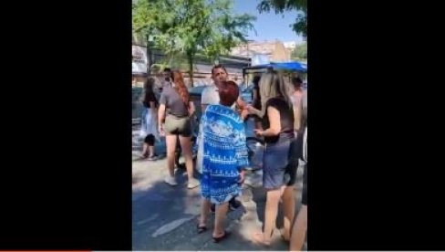 БЛОКАДЕРИ БЛОКИРАЛИ КБЦ ЗЕМУН: Труднице не могу до породилишта - болеснима онемогућено лечење (ВИДЕО)